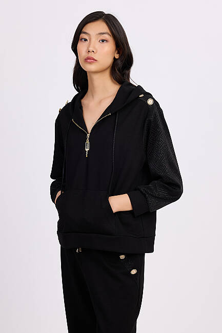 Kapuşonlu Sweatshirt (1)