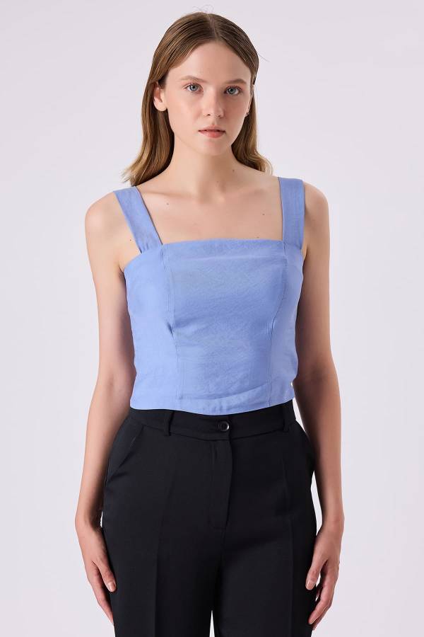 Askılı crop top bluz