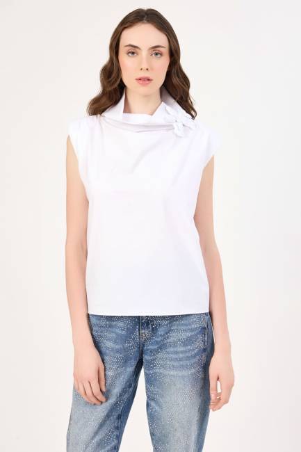 Fever - Broş çicekli dik yaka poplin bluz (1)