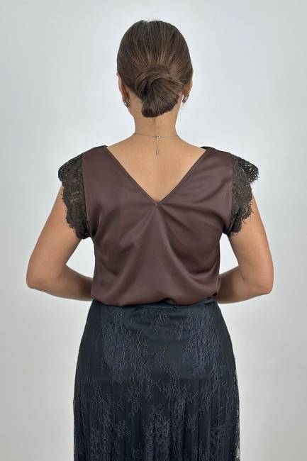 Dantel detaylı bluz - Thumbnail