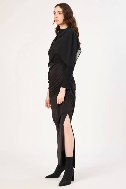 Fever - Drape detaylı broş aksesuarlı elbise (1)