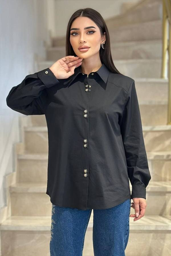 Minimal broş çıtçıtlı siyah poplin gömlek