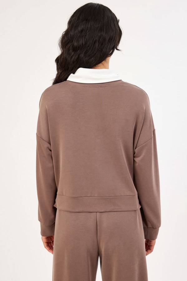 Soft yüzeyli nakış detaylı bluz - 4